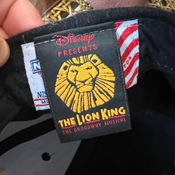 Disney Presents The Lion King Collectors VIP Cap, New without tags - Picture 7 of 8